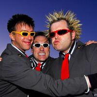 The Toy Dolls naar Metropool